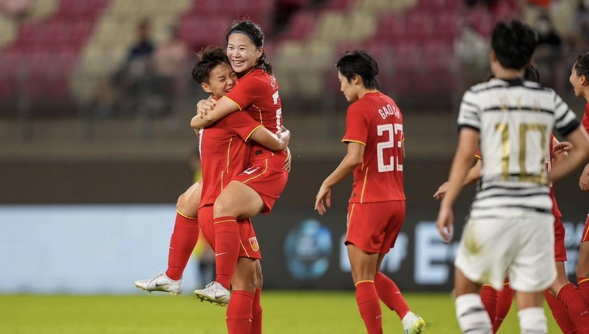 体育赛事观察:女足场上风云变幻的简单介绍 体育赛事观察:女足场上风云变幻的简单介绍