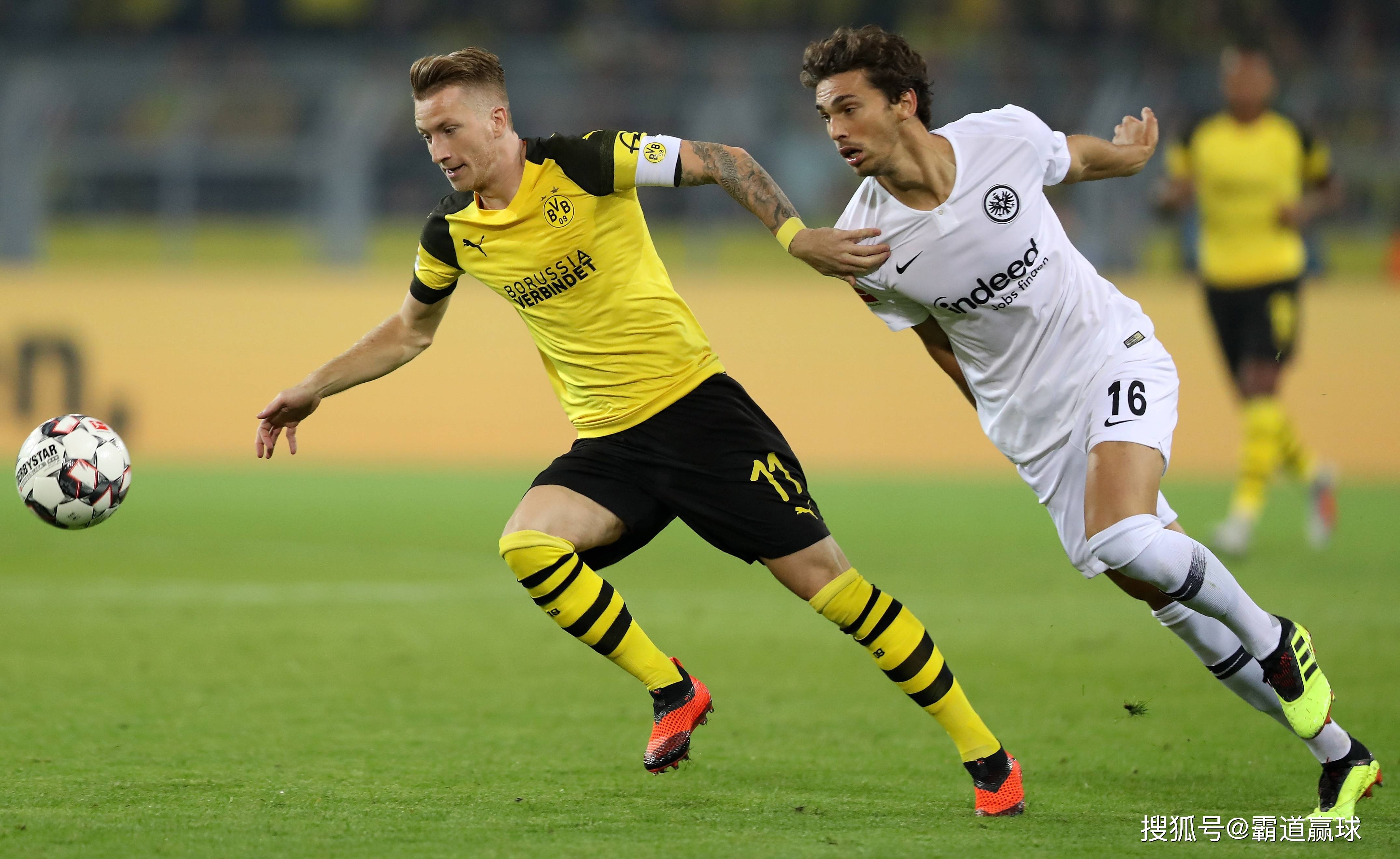 法兰克福主场难敌对手,德甲争冠局势不明朗 法兰克福主场难敌对手,德甲争冠局势不明朗