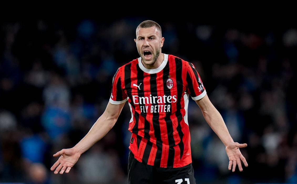 关于AC米兰客场白捡三分,保持领先的信息 关于AC米兰客场白捡三分,保持领先的信息